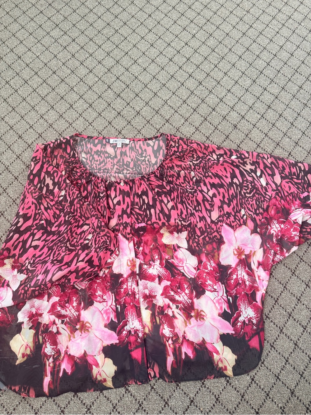 Jennifer Lopez Pink Floral Dolman Sleeve Blouse